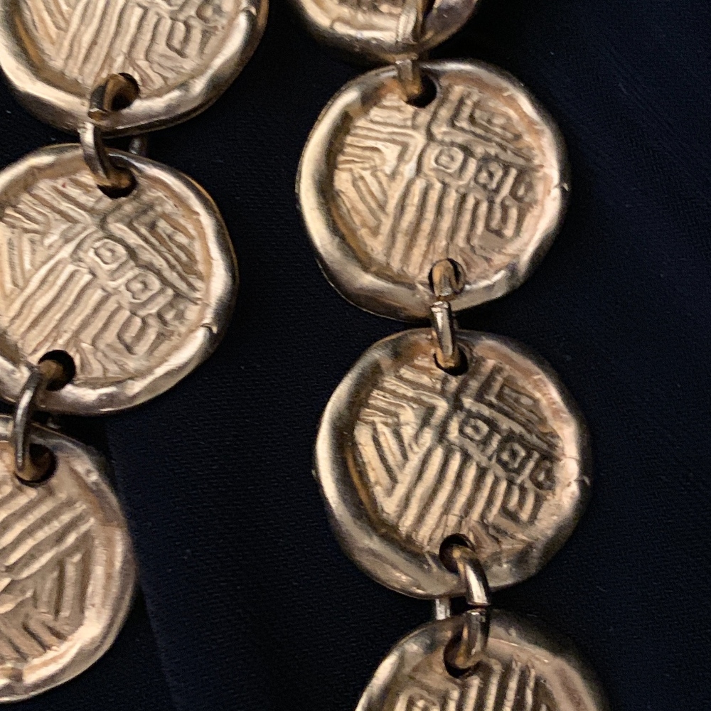 HENRI BENDEL FEATURED DESIGNER COIN CLIP ON EARING